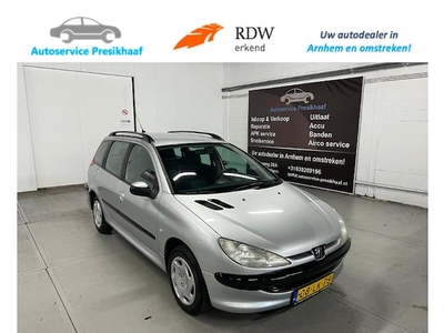 Peugeot 206 Benzine