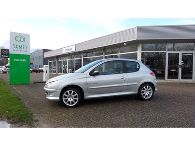 Peugeot 206 Benzine