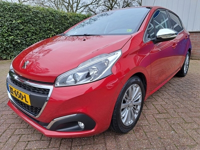 Peugeot 208 1.2 PureTech AIRCO/CRUISE/TREKHAAK/PDC.A 110PK