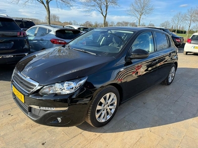 Peugeot 308 Benzine