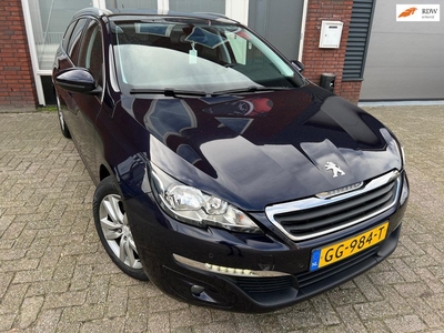 Peugeot 308 SW 1.2 PureTech Blue Lease Executive / Pano / Navi / PDC / Camera