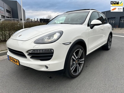 Porsche Cayenne 4.8 S 2011/DEALER OH/PANORAMA/BOSE/ZOMER EN WINTER SET/COMPLETE HISTORIE/RIJDT NIEUW/ZEER MOOI/INRUIL IS MOGELIJK