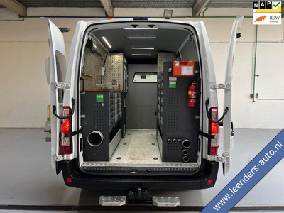 Renault Master SERVICEWAGEN T35 2.3 dCi 145PK euro6 L2H2 VICTRON V230 BOTT INRICHTING AIRCO STANDKACHEL TREKHAAK RIJKLAARPRIJS!