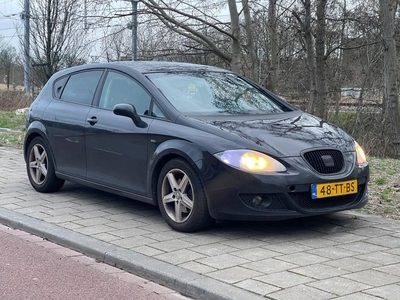 Seat Leon 2.0 TDI Businessline Clima/Alcantara/Leder/Lmv