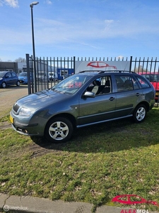 Skoda Fabia Combi 1.4-16V Elegance unieke 1ste eigenaar