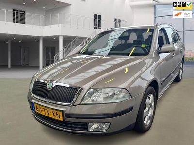 Skoda Octavia Benzine