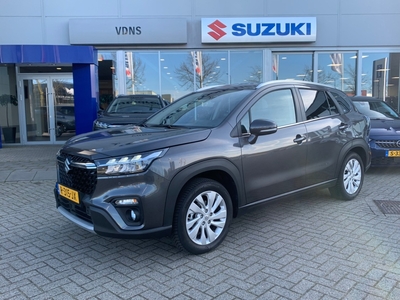 SUZUKI S-CROSS 1.4 Boosterjet Select Smart Hybrid 6dkm Fabrieksgarantie 1ste eigenar trekhaak allseason banden Info: 0492588976