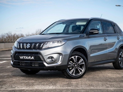 Suzuki Vitara 1.4 Boosterjet 129pk Style Smart Hybrid | Two Tone | Airco/Clima | Adaptive Cruise Control | Navigatie | Camera |