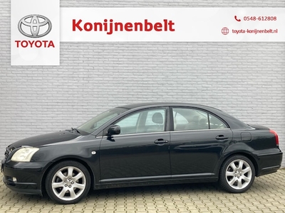 Toyota Avensis Benzine