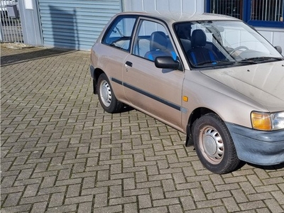 Toyota Starlet 1.3 XL AUTOMAAT