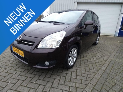 Toyota Verso 1.8 VVT-i Luna