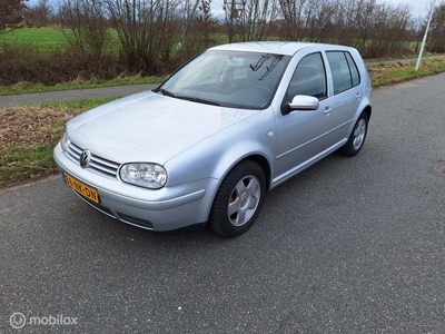 Volkswagen Golf 1.6-16V FSI Ocean # Vandaag APK Goedgekeurd!