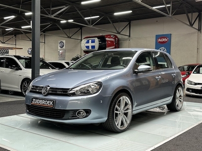 Volkswagen Golf Benzine