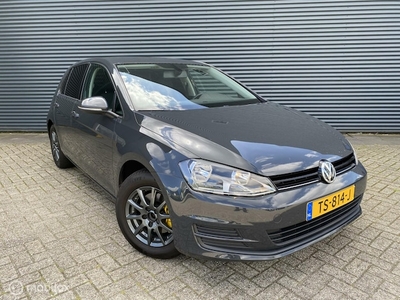 Volkswagen Golf Benzine