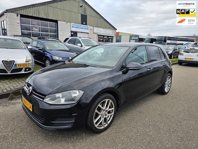 Volkswagen Golf Benzine