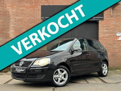 Volkswagen Polo 1.2i Optive | Pioneer Navi | Airco | Elek Raam | CV op Afstand | Stuurbekrachtiging |