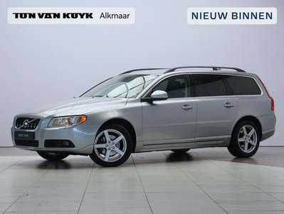 Volvo V70 T4 Automaat Limited Edition / Stoelverwarming / Afn. trekhaak / Privacy glass / Bluetooth