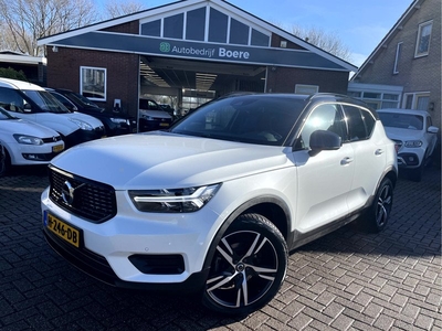 Volvo XC40 1.5 T3 164pk R-Design NL. Auto, 19''Lmv, Camera, Carplay