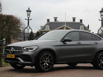 MERCEDES GLC-KLASSE Coupé 200 PREMIUM PLUS AMG | NL-AUTO! | ALLE OPTIES! | PANODAK | LEDER | MEMORY SEATS | NAVI | CAMERA | STOELVERWARMING | CRUISE | BURMESTER | VIRTUAL COCKPIT | PARK SENS V+A | MATRIX LED