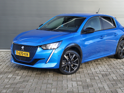 PEUGEOT 208 e-208 GT 350 KM 3 FASE # | Adaptive C. | CAM | Stoelverw. | NAV | PDC V&A | Carplay | LED |