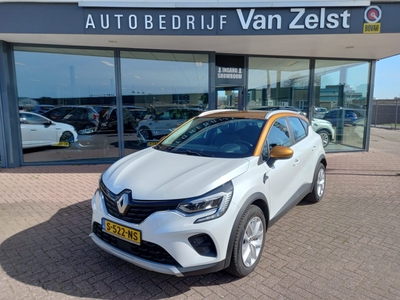 RENAULT CAPTUR 1.3 TCe 140 Intens Automaat 11.000 km!! Climatronic, Multimedia, Cruise control, Elelektrische ramen en spiegels, Rijbaanbegeleiding, Parkeersensoren, Camera , Nieuwstaat, BOVAG