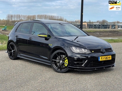 Volkswagen Golf 2.0 TSI R 4Motion 370