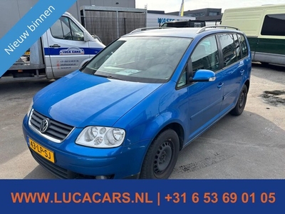 Volkswagen Touran 1.6-16V FSI Highline (bj 2003)