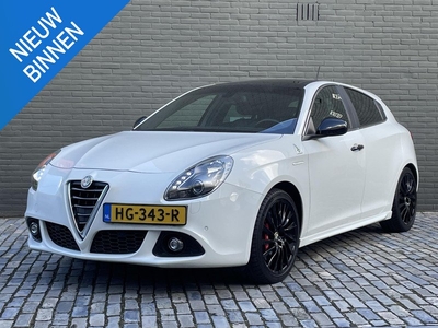 ALFA ROMEO GIULIETTA 1.7 TBI QUADRIFOGLIO VERDE I AUTOMAAT I BLACK EDITION I SCHUIF/KANTELDAK I 240PK!