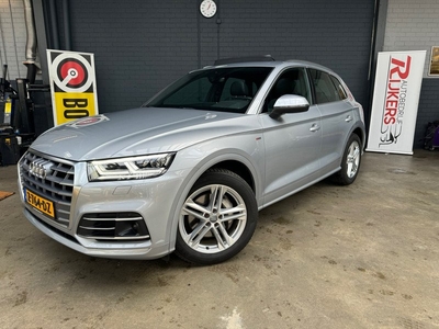 Audi Q5 50 TFSI e quattro S-Edition,Luchtvering,Panoramadak,Virtual Cockpit,Elektr Trekhaak,ACC,Climate Contr,Stoelverw