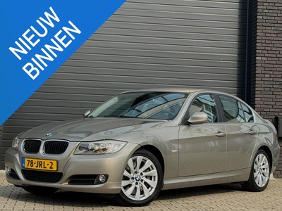 BMW 3-serie E90 LCI 330i Business Line Aut.-6 | 3e eig. | volledig gedocumenteerd | Youngtimer | (bijna) Bijtellingsvriendelijk! |