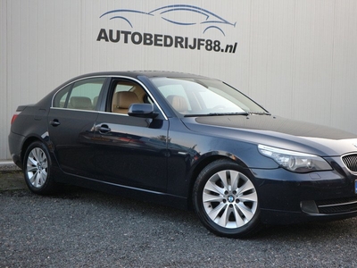 BMW 5 Serie 523i 6-CILINDER Business Line