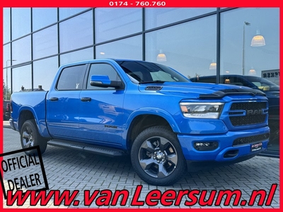 Dodge Ram 1500 Big Horn Build to Serve | Hydro Blue | Achteruitrijcamera