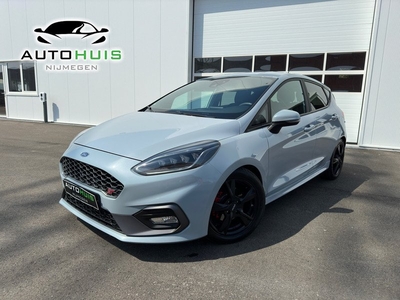 Ford Fiesta 1.5 EcoBoost ST-3 Performance Recaro Navi Stoelverwarming Apple carplay 55 dkm In nieuwstaat !