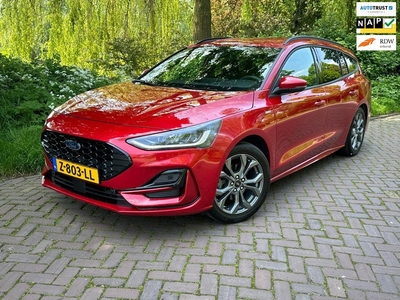 Ford Focus Wagon 1.0 EcoBoost Hybrid ST Line 125 pk 1 Eig. Nw Model 7500 km b.j. 10-2023 Led verl. 17