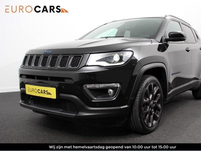 Jeep Compass 4xe 240 Plug-in Hybrid S | Navigatie | Apple Carplay/Android auto | Climate Control | Parkeersensoren | Camera | Elektrisch verstelbare bestuurderstoel | Xenon koplampen | Stoelverwarming | Elektrische achterklep | Afneembare trekhaak