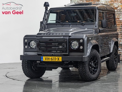 Land Rover Defender 2.2 D SW 90