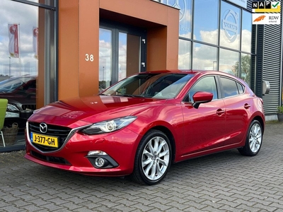 Mazda 3 2.0 GT-M automaat|Leer|HUD|Carplay|Navi|Cruise|PDC