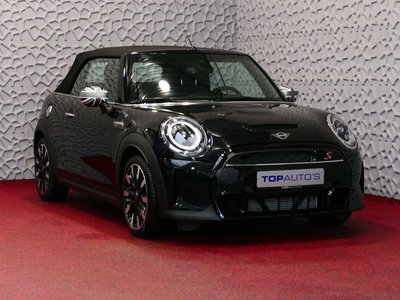 MINI Cabrio 2.0 Cooper S 180PK MINI WORKS GP PAKKET / LEER NAVI STOELVERW. LED 05/2023