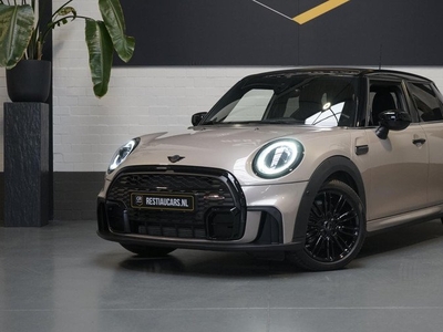 Mini Cooper 1.5 John Cooper Works AUTOMAAT-ALCANTARA-AMBIANCE-CAMERA-CLIMA-DAB-NAVIGATIE-VIRTUEEL-XENON