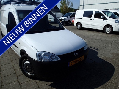 Opel Combo 1.3 CDTi Base VOORZIEN VAN TREKHAAK + IJSKOUDE AIRCO !!