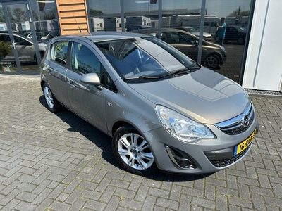 Opel Corsa 1.4-16V Cosmo 1/2 Leer,Clima,Cruise,Lmv