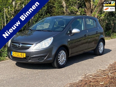 Opel Corsa 1.4-16V Edition 5DRS NAP AIRCO GOED ONDERHOUDEN