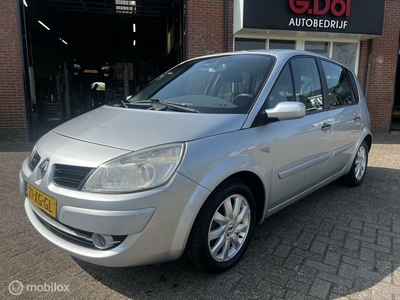 Renault Scenic 1.6-16V Business Line