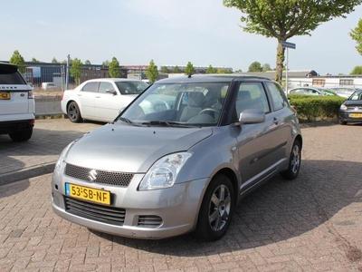 Suzuki Swift 1.3 GLS elektrische ramen/ radio/apk