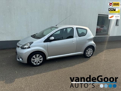 Toyota Aygo 1.0 VVT-i Aspiration, '15, aut., 71000 km, airco en cruise controle !