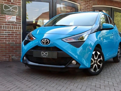 Toyota Aygo 1.0 VVT-i x-play | CARPLAY | AUTOMAAT | AIRCO | CAMERA