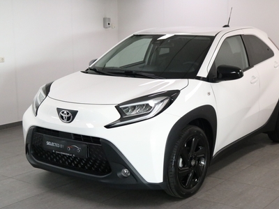 TOYOTA AYGO X 1.0 VVT-i MT first | Trekhaak!