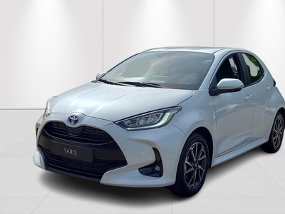 Toyota Yaris 1.5 Hybrid Dynamic NIEUW UIT VOORRAAD LEVERBAAR Automaat | Clima | Cruise Control | Licht Metalen Velgen