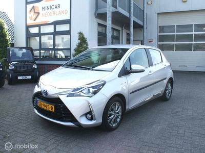 Toyota Yaris 1.5 Hybrid Executive Vol opties 2018 camera, navi, enz.