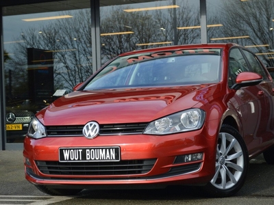 Volkswagen Golf 1.4 TSI Highline DSG Navi Camera Clima Cruise Pdc